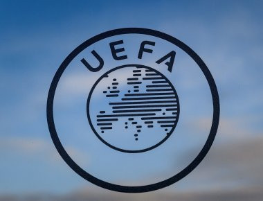 Η UEFA αποφασίζει για τα τηλεοπτικά